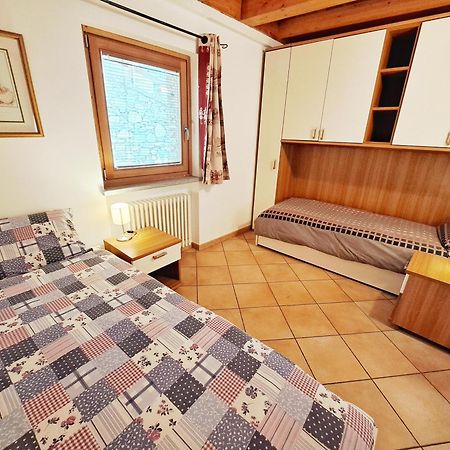 Casa Alpina - Sarre Aosta Quarto foto