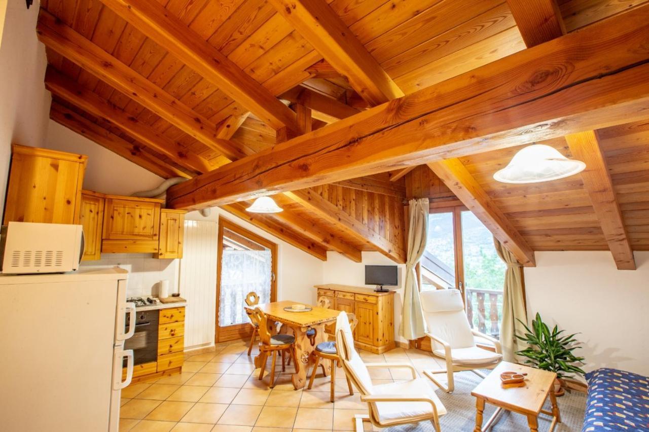 Casa Alpina - Sarre Aosta Exterior foto