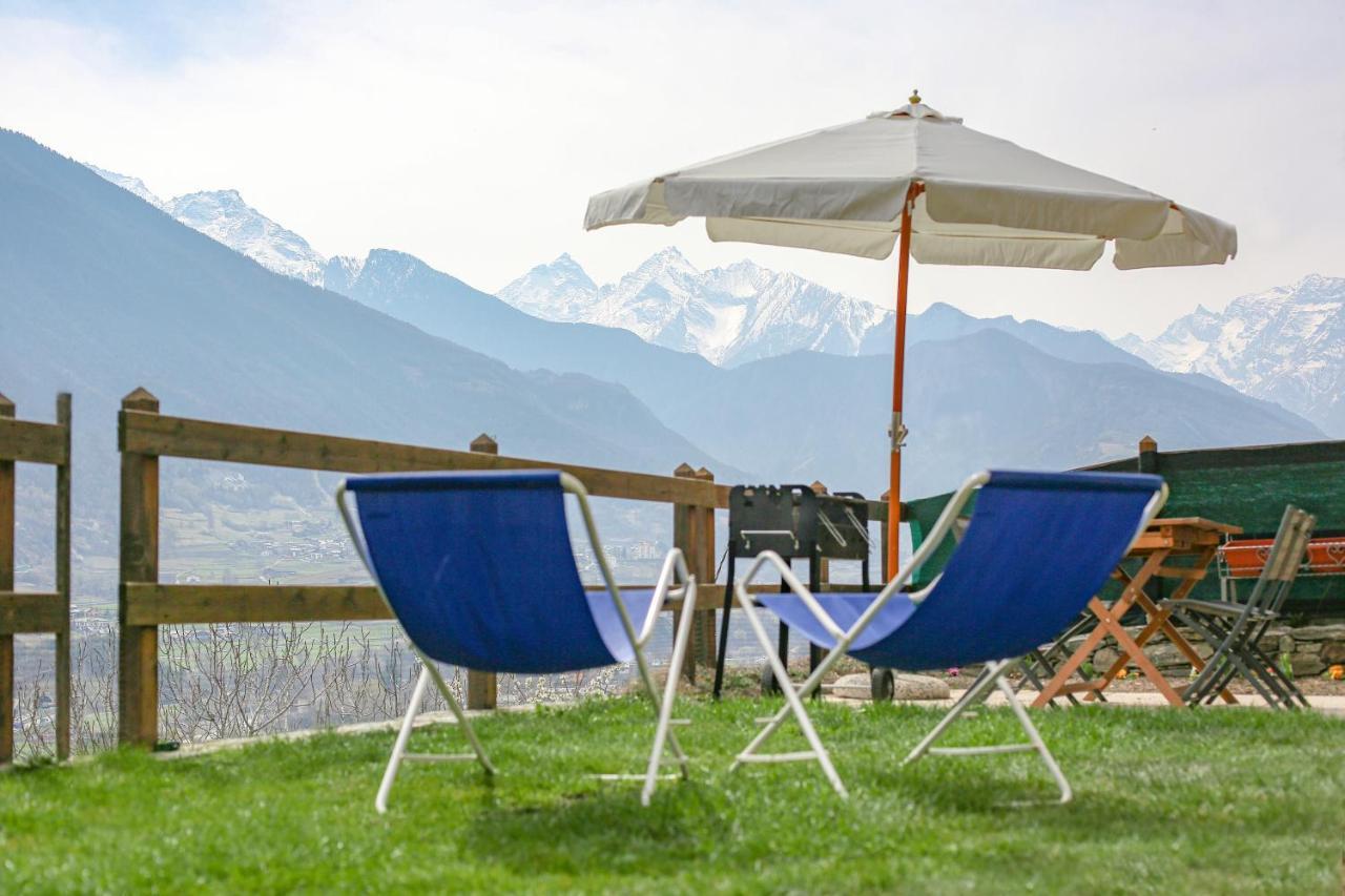 Casa Alpina - Sarre Aosta Exterior foto