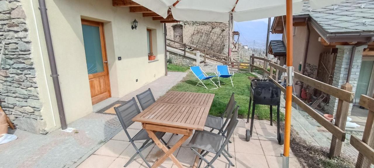 Casa Alpina - Sarre Aosta Exterior foto