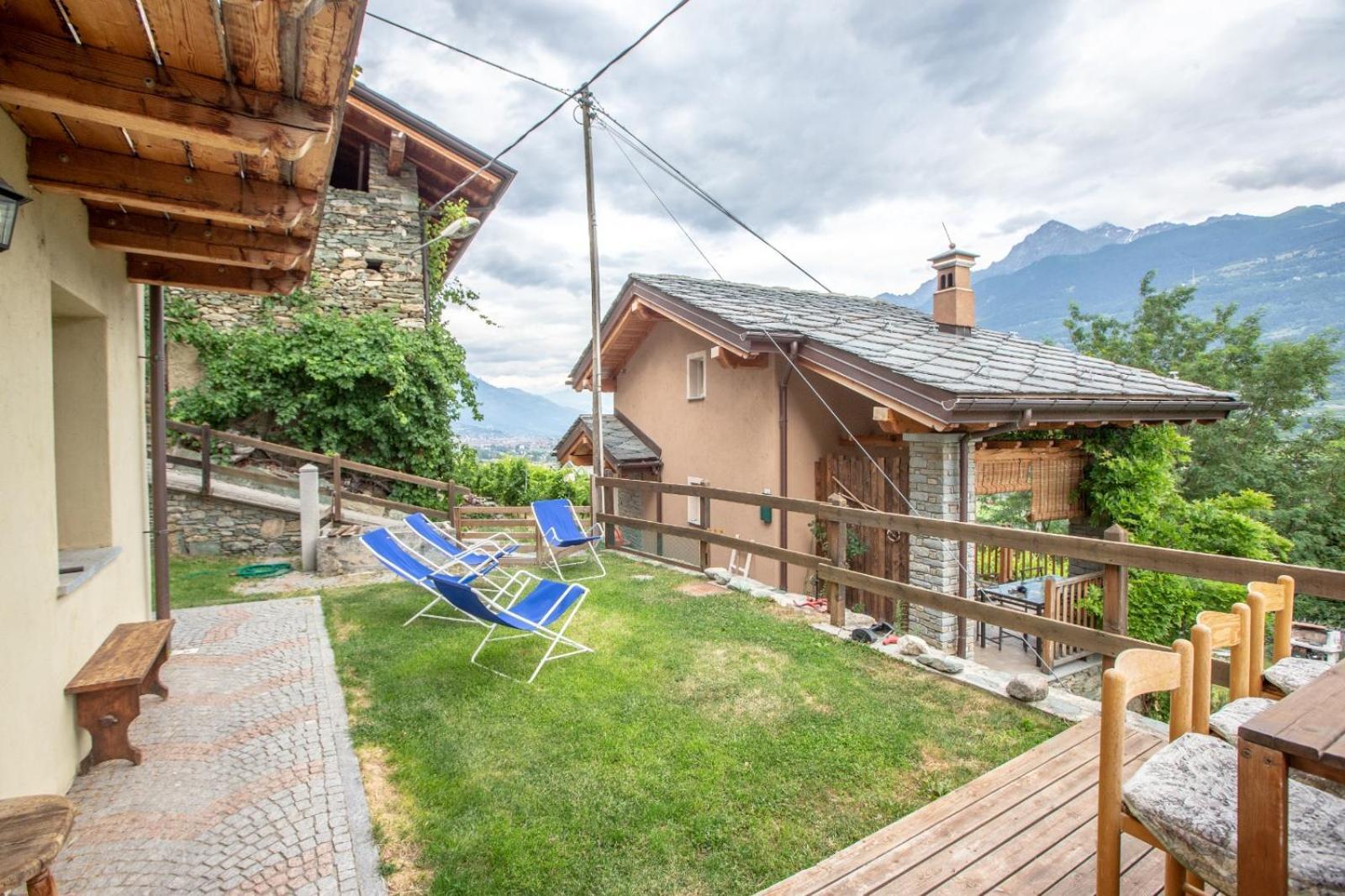 Casa Alpina - Sarre Aosta Quarto foto